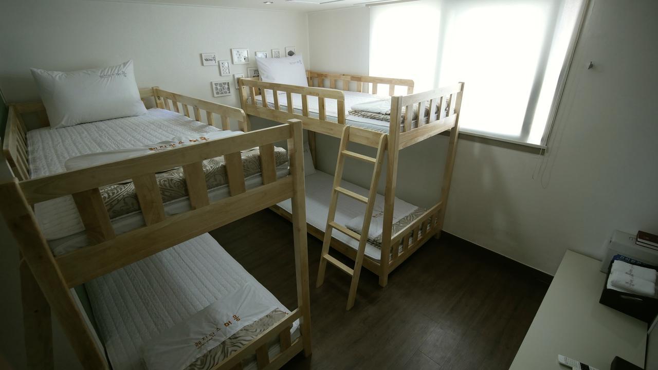 Residence Mumum Hotel Пусан Екстериор снимка